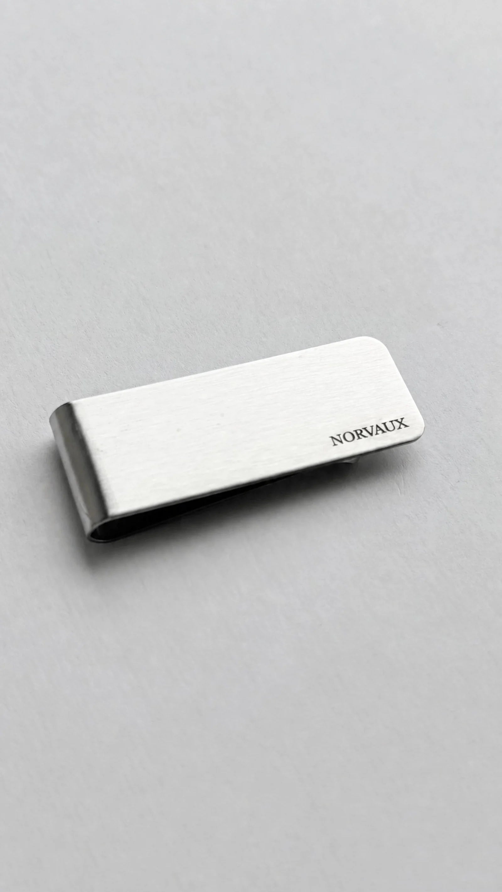 Silver Clip money clip in brushed metal, engraved NORVAUX